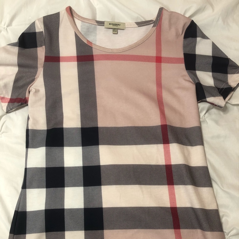 Burberry t shirt woman’s